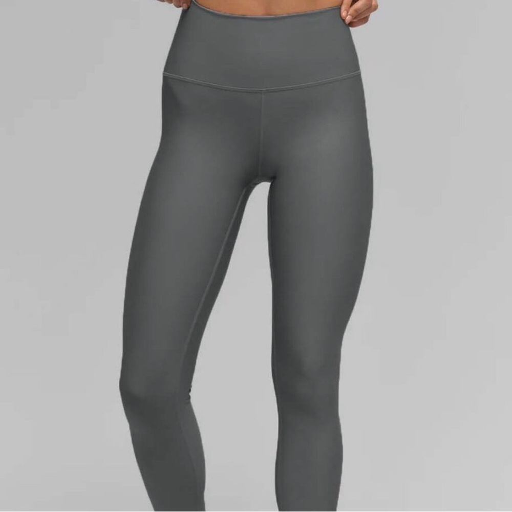 *NWT* ALO 7/8 High-Waste Airlift Yoga STEEL GREY Leggings